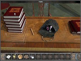 W związku z czym podejdź najpierw do biurka po lewej (zbliżenie) - Scuola (1) | Wenecja | Chronicles of Mystery Drzewo Życia - Chronicles of Mystery: Drzewo Życia - poradnik do gry