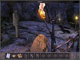 Porozmawiaj z hrabią, po czym przejdź do sporego kamienia przy pochodni (zbliżenie) - Lądowisko | Wyspa Bimini | Chronicles of Mystery Drzewo Życia - Chronicles of Mystery: Drzewo Życia - poradnik do gry