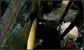 Będąc na górze odczekaj moment, aż Flynn wyjmie swoją linę i umożliwi dalszą drogę - Rozdział 2 Kradzież z włamaniem (3) | Opis przejścia Uncharted 2 Among Thieves - Uncharted 2: Among Thieves - poradnik do gry