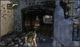 Wychodząc nią na samą górę, mijając przejście po lewej, dotrzesz na szczyt budynku, a co zaowocuje lepszą pozycją do wykończenia ostatnich niedobitków - Rozdział 6 Ciężkie czasy (2) | Opis przejścia Uncharted 2 Among Thieves - Uncharted 2: Among Thieves - poradnik do gry