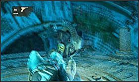 W sali pojawią się górskie potwory, aby przetrwać nie musisz z nimi walczyć, wystarczy że nie dasz się zabić do momentu zjechania windy - Rozdział 18 Serce z lodu (2) | Opis przejścia Uncharted 2 Among Thieves - Uncharted 2: Among Thieves - poradnik do gry