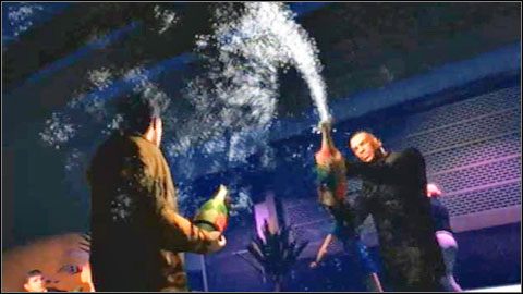 Jeśli myślisz, że masz mocną głowę (a raczej Twój bohater ma) możesz spróbować swoich sił w konkursie polegającym na wypiciu butelki szampana szybciej od komponenta - Konkurs w piciu | Aktywności dodatkowe | Grand Theft Auto The Ballad of Gay Tony - Grand Theft Auto: The Ballad of Gay Tony - poradnik do gry