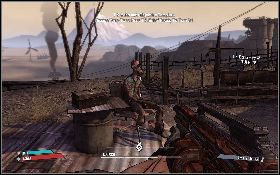 Na początek przeprowadź rozmowę z Dr Zedem [1] (lewy obrazek) - Nine-Toes part 1 | Arid Badlands | Solucja Borderlands - Borderlands - poradnik do gry