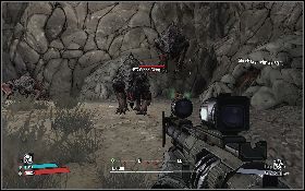 Musisz w nie strzelić, dzięki czemu rozlecą się one na pojedyncze kryształy (lewy obrazek) , które możesz zbierać - Shock Crystal Harvest | Arid Badlands | Solucja Borderlands - Borderlands - poradnik do gry