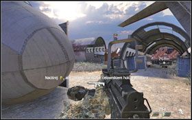 Po wstępnym opanowaniu sytuacji krocz dalej, w prawo #1 , unikając niepotrzebnie rozlewu krwi - Akt III - Wróg mojego wroga | Kampania Call of Duty Modern Warfare 2 - Call of Duty: Modern Warfare 2 - poradnik do gry