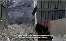 Tuż po opuszczeniu pierwszego kontenera, po prawej. - Charlie - Ukryty | Operacje Specjalne w Call of Duty Modern Warfare 2 - Call of Duty: Modern Warfare 2 - poradnik do gry