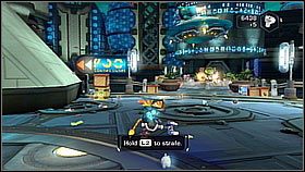 Dalej jeszcze raz przeskakujemy nad przepaścią po uchwytach i skręcamy w prawo wrzucając odrzutowe buty oraz kierując się na skocznię - Axiom City | Opis przejścia | Ratchet & Clank A Crack in Time - Ratchet & Clank: A Crack in Time - poradnik do gry