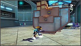Wchodzimy po dwóch platformach i przeskakujemy dalej na kolejnym zaczepie - Axiom City | Opis przejścia | Ratchet & Clank A Crack in Time - Ratchet & Clank: A Crack in Time - poradnik do gry