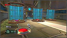 zielonym wbiegamy na odsłonięty przycisk przed lewą windą - The Great Clock IV | Opis przejścia | Ratchet & Clank A Crack in Time - Ratchet & Clank: A Crack in Time - poradnik do gry