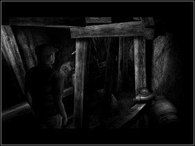 Przejdź w prawo i przyjrzyj się detonatorowi oraz leżącym zapiskom - The Carrion Wood | Opis przejścia - Dzień czwarty i piąty | The Lost Crown - The Lost Crown: A Ghosthunting Adventure - poradnik do gry