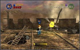 Wskocz na biały sznurek z lewej [1] i przeskocz na dach - BiegKukiełek (bonus) | Kryształowa Czaszka Akt I | LEGO Indiana Jones 2 - LEGO Indiana Jones 2: The Adventure Continues - poradnik do gry