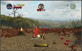Później pachołki będą też przenoszone przez grupy czerwonych mrówek [1] - Pojedynek z Dowczenką | Kryształowa Czaszka Akt II | LEGO Indiana Jones 2 - LEGO Indiana Jones 2: The Adventure Continues - poradnik do gry