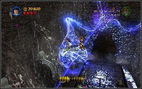 W tym przypadku również musisz dwójką bohaterów stanąć na dwóch przyciskach, znajdujących się na jednym głazie - Pułapka Akatora | Kryształowa Czaszka Akt III | LEGO Indiana Jones 2 - LEGO Indiana Jones 2: The Adventure Continues - poradnik do gry