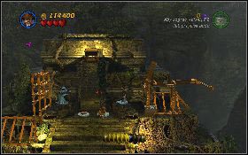Następnie zejdź na dół Jonesem i schwytaj biczem jednego z wojowników [1] - Wiązanie na wysokości (bonus) | Kryształowa Czaszka Akt III - LEGO Indiana Jones 2: The Adventure Continues - poradnik do gry