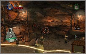 Aby pokonać Belloka musisz naprawić dwa talerze odbijające lasery, które znajdują się po obu stronach jaskini - Walka z Bellokiem | Poszukiwacze Zaginionej Arki | LEGO Indiana Jones 2 - LEGO Indiana Jones 2: The Adventure Continues - poradnik do gry