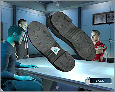 Zbadaj teraz podeszwy obu butów, a odnajdziesz ostatni brakujący fragment - Glass from Charles Steers shoe (Szkło z buta Charlesa Steera) - [Odcinek 1 - Broken Hearted] Część 12 | CSI Mordercze Zamiary - CSI: Mordercze Zamiary - poradnik do gry