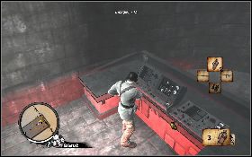 Potem omiń strażników [1] w prawej części budynku, a kiedy wskaźnik podejrzliwości zleci do zera, podłóż ładunek przy ostatnim panelu [2] - Operacje SOE | Misje poboczne | The Saboteur - The Saboteur - poradnik do gry