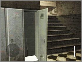 Zakradamy się [lewy Ctrl] do pokoju po lewej #1 i ubijamy strażnika - 1. Awakening - Opis przejścia - Manhunt 2 - poradnik do gry