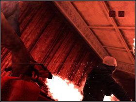 Przeszukując dokładnie plac, powinniśmy natrafić na apteczkę - 7. Bees' honey pot - Opis przejścia - Manhunt 2 - poradnik do gry