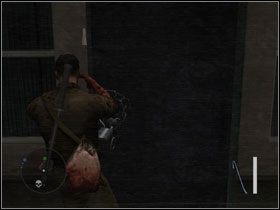 Używając znalezionego wcześniej karnistra, podpalamy [spacja] zaznaczone na radarze dokumenty (skład 10 lub 3) spowoduje to wszczęcie alarmu i pojawienie się agentów uzbrojonych w batony #1 - 10. Ritual cleansing - Opis przejścia - Manhunt 2 - poradnik do gry