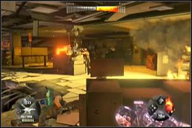 Po trafieniu do jasnego korytarza, przejdź nim do końca, po drodze eliminując jednego z napastników - [Opis przejścia - Etap 2] cz. 2 - Army of Two: The 40th Day - poradnik do gry