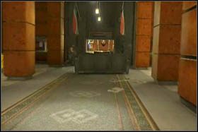 Po załatwieniu wszystkich, przejdź schodami po prawej stronie na balkon, a stamtąd w kierunku opuszczonej kraty - [Opis przejścia - Etap 2] cz. 3 - Army of Two: The 40th Day - poradnik do gry