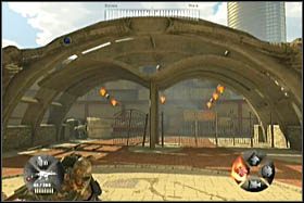 Kot drugi znajduje się tuż przed końcem etapu, nad przejściem, przez które przebił się opancerzony pojazd (na zdjęciu go nie widać, gdyż przypadkowo go zniszczyłem) - [Sekrety - Etap 3] - Army of Two: The 40th Day - poradnik do gry