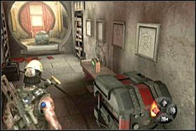 Po walce na schodach (w jej końcowej fazie zostaniesz zaatakowany przez przeciwnika z ciężkim karabinem maszynowym), przejdziesz przez budynki po prawej stronie - [Sekrety - Etap 7] - Army of Two: The 40th Day - poradnik do gry