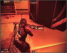 Na drugim końcu hali czeka Cię walka z kolejnym mechem - Mass Effect 2: Akta, Skazaniec - opis przejścia, solucja - Mass Effect 2 - poradnik do gry