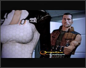 Zaczekaj aż pole siłowe zniknie i przystąp do atakowania znajdującego się na górze naczelnika - Mass Effect 2: Akta, Skazaniec - opis przejścia, solucja - Mass Effect 2 - poradnik do gry
