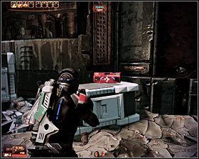 Zanim zejdziesz na dół zaczekaj też na pojawienie się mechów FENRIS , które dobrze byłoby zlikwidować z wysokości - Mass Effect 2: Akta, Przywódca - opis przejścia, solucja - Mass Effect 2 - poradnik do gry