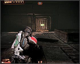 Do zlikwidowania pozostała Ci już tylko jedna grupa wrogów (pierwszy screen) i z racji niewielkiej ilości zasłon nie warto wzywać do pomocy obu sojuszników - Mass Effect 2: Akta, Przywódca - opis przejścia, solucja - Mass Effect 2 - poradnik do gry