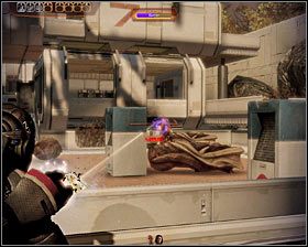 Swoich podwładnych najlepiej pozostaw w okolicach dużej bramy, która zamknie się za Waszymi plecami - Mass Effect 2: Horyzont - opis przejścia, solucja - Mass Effect 2 - poradnik do gry