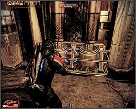 Kawałek dalej odnajdziesz szafkę doboru wyposażenia, tak więc pozyskaną broń będziesz mógł zachować na później lub przekazać komuś innemu z drużyny - Mass Effect 2: Statek Zbieraczy - opis przejścia, solucja - Mass Effect 2 - poradnik do gry