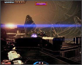 Bitwa ta nie będzie trudna, a to dlatego, że nowe platformy będą dołączały się do Twojej jedynie od przodu i okazjonalnie po bokach - Mass Effect 2: Statek Zbieraczy - opis przejścia, solucja - Mass Effect 2 - poradnik do gry