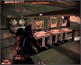 Swoich podwładnych rozstaw gdzieś w pobliżu terminalu - Mass Effect 2: Moduł identyfikacyjny Żniwiarza - opis przejścia, solucja - Mass Effect 2 - poradnik do gry