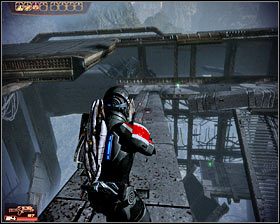 Po dotarciu na drugi koniec metalowej belki musisz się ponownie wspiąć - Mass Effect 2: MSV Estevanico - opis przejścia, solucja - Mass Effect 2 - poradnik do gry