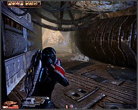 W trakcie wszystkich walk rozgrywanych na powierzchni tej planety w szczególności musisz uważać na ochranianych przez tarcze i obdarzonych biotycznymi zdolnościami szturmowców - zawsze zabijaj ich w pierwszej kolejności - Mass Effect 2: Opanowana kopalnia - opis przejścia, solucja - Mass Effect 2 - poradnik do gry