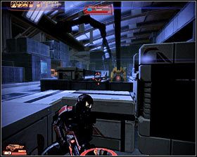 W hali tej do pokonania będziesz miał kolejnych żołnierzy oraz inżynierów Zaćmienia i to ci drudzy powinni ginąć w pierwszej kolejności - Mass Effect 2: Miranda, Córka marnotrawna - opis przejścia, solucja - Mass Effect 2 - poradnik do gry