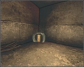 Po zejściu na niższe piętro budynku B-02, wskoczysz do kolejnego kanału - Jungle | Kanistry w Aliens vs Predator - Aliens vs Predator - poradnik do gry