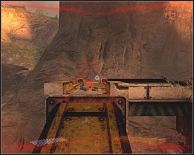 Po wejściu na ruchomą platformę, która kursuje do rafinerii, przeskocz na masywną konstrukcję dźwigu i pobiegnij do góry po pochyłej belce - Refinery | Trofea w Aliens vs Predator - Aliens vs Predator - poradnik do gry