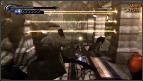 Zaraz po niej, mała dziewczynka zostanie porwana przez kopię Bayonetty [1] - Chapter VI: The Gates of Paradise | Opis przejścia Bayonetta - Bayonetta - poradnik do gry