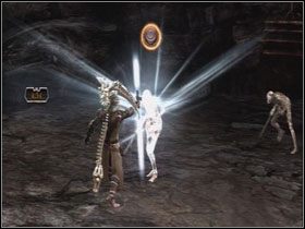 Sługusów możemy nadziać na kosę od razu (R2 ) - Walka w Dantes Inferno | Porady ogólne - Dantes Inferno - poradnik do gry