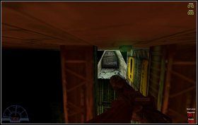 Na górze zabijamy przeciwników i przechodzimy przez przejście oświetlone żółtym światłem - Bonus I - Temple - Marines - Aliens vs Predator Classic 2000 - poradnik do gry