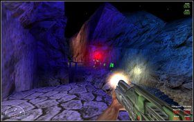 Przebiegamy za działko i wspinamy się po schodach (na prawo od nich, na osobnej półce skalnej, jest zbroja), [1] a potem skręcamy w lewo - Bonus V - Waterfall - Marines - Aliens vs Predator Classic 2000 - poradnik do gry