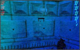 Za salą są schody - idziemy nimi w dół, pod piętro z małymi drzwiami prowadzącymi w bok - Episode II - Area 52 - Predator - Aliens vs Predator Classic 2000 - poradnik do gry