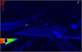 Na dole trafimy na robota - nie będzie podświetlony na wizjerze, ale zacznie do nas strzelać - Episode II - Area 52 - Predator - Aliens vs Predator Classic 2000 - poradnik do gry