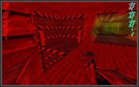 Na wyższym poziomie korzystamy z kolejnej windy pod ścianą - Bonus I - Invasion - Predator - Aliens vs Predator Classic 2000 - poradnik do gry