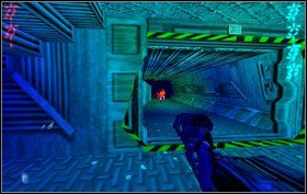 Przechodzimy przez pomieszczenie z rurami i schodzimy po schodkach - Bonus I - Invasion - Predator - Aliens vs Predator Classic 2000 - poradnik do gry