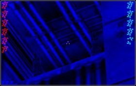 Skręcamy do korytarza po prawej i tam aktywujemy przycisk na ścianie - Bonus V - Tyrargo - Predator - Aliens vs Predator Classic 2000 - poradnik do gry